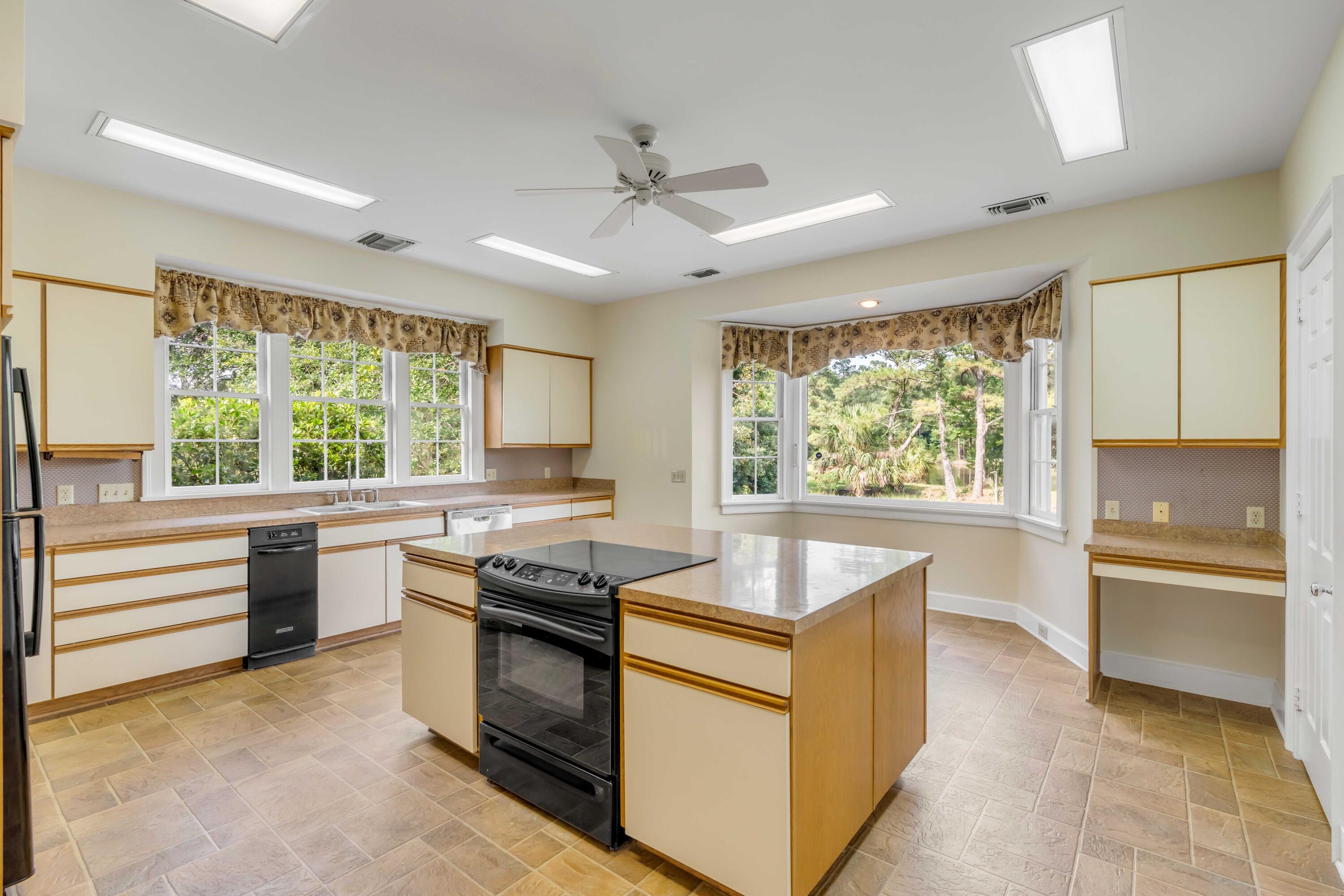 7787 Seafield Road Meggett, SC 29449 - Photo 9 of 57 Kitchen