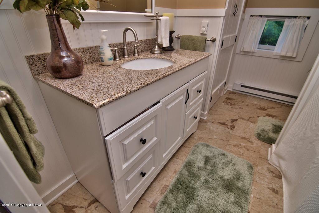 164 Spruce Woods Road Stroudsburg, PA 18360 - Photo 37 of 82 Photo 40