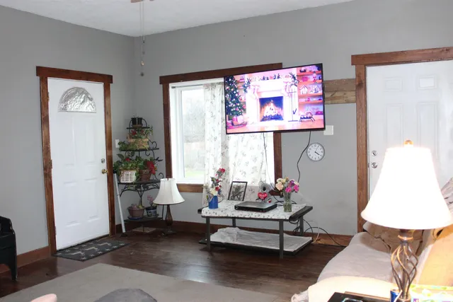 $225,000 | 12279 South Docking Road, Burlingame, KS 66413