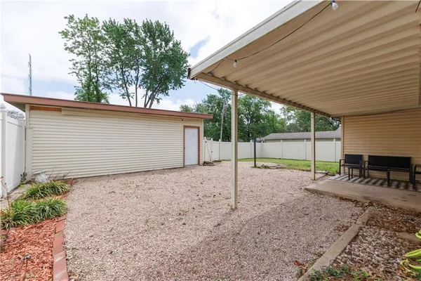 $135,000 | 1320 North 5th Street, Neodesha, KS 66757