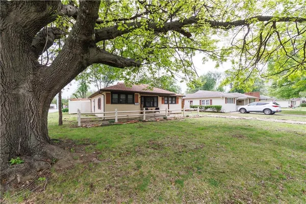 $135,000 | 1320 North 5th Street, Neodesha, KS 66757