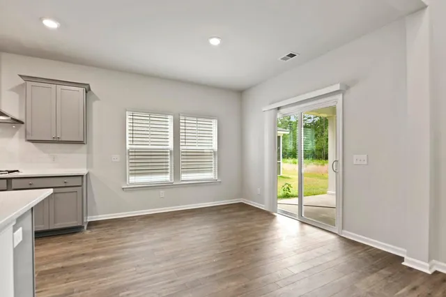 $2,900 | 164 Belfort Place, Summerville, SC 29486