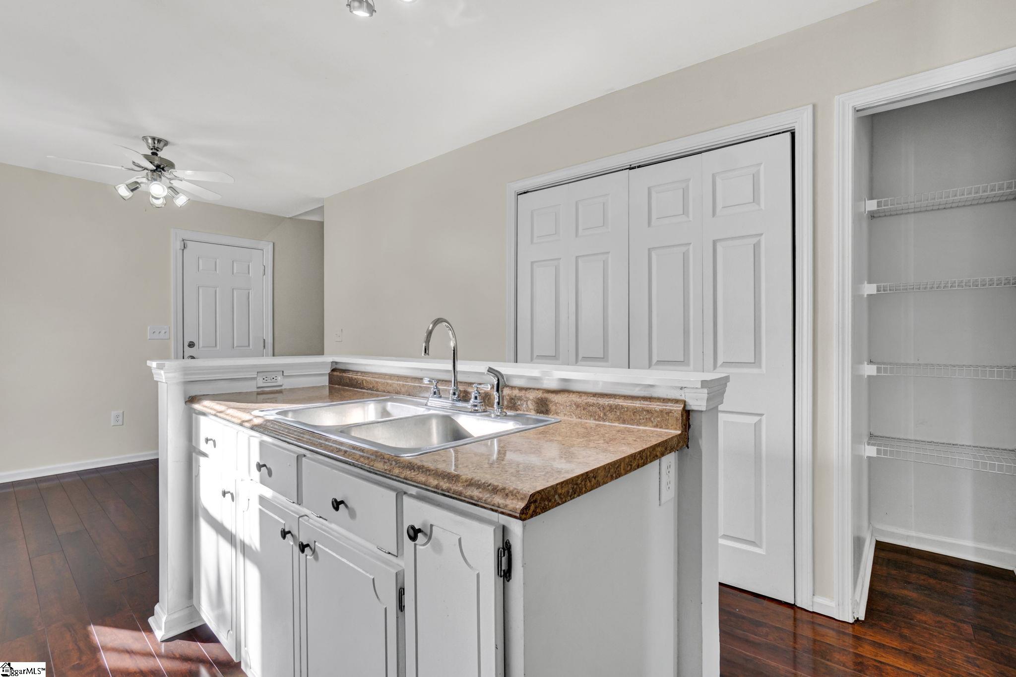 7 Haley Court Greenville, SC 29607 - Photo 23 of 48