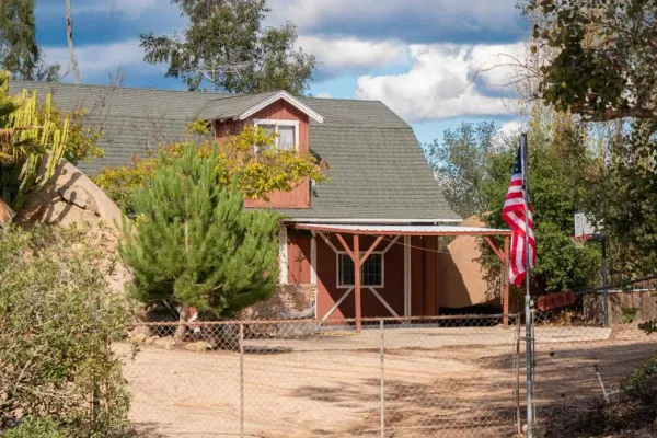 $978,000 | 2494 Lane Fallbrook Ca, Fallbrook, CA 92028