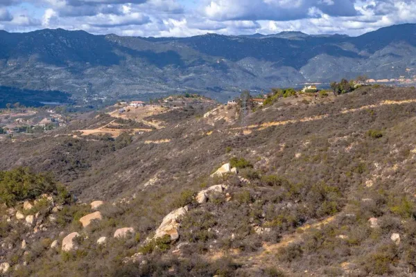 $978,000 | 2494 Lane Fallbrook Ca, Fallbrook, CA 92028