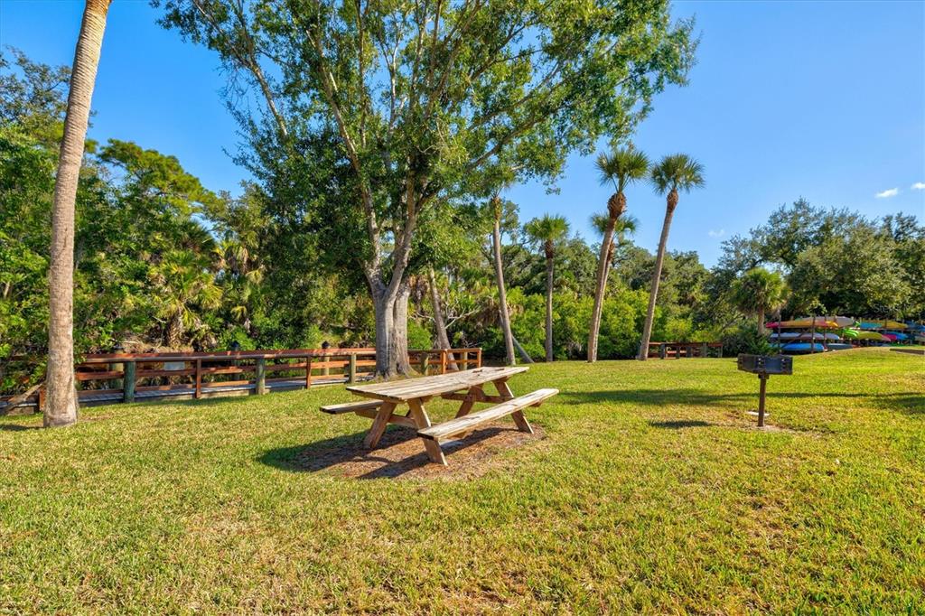 608 Pinebrook Crescent, Unit 8 Venice, FL 34285 - Photo 62 of 75