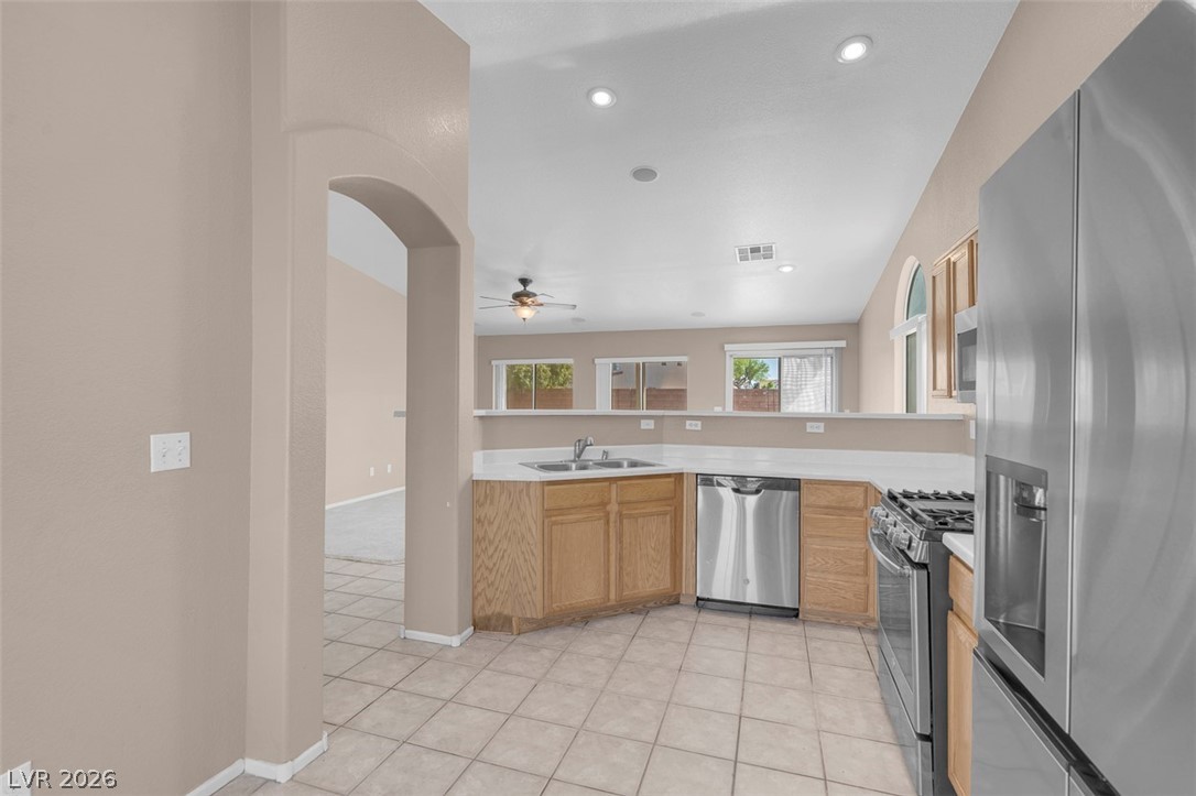 2007 Mountain Sunset Avenue North Las Vegas, NV 89031 - Photo 17 of 48