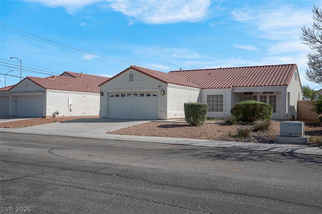 2007 Mountain Sunset Avenue North Las Vegas, NV 89031 - Photo 3 of 48