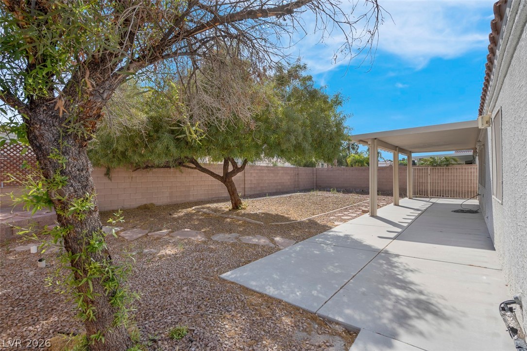 2007 Mountain Sunset Avenue North Las Vegas, NV 89031 - Photo 46 of 48