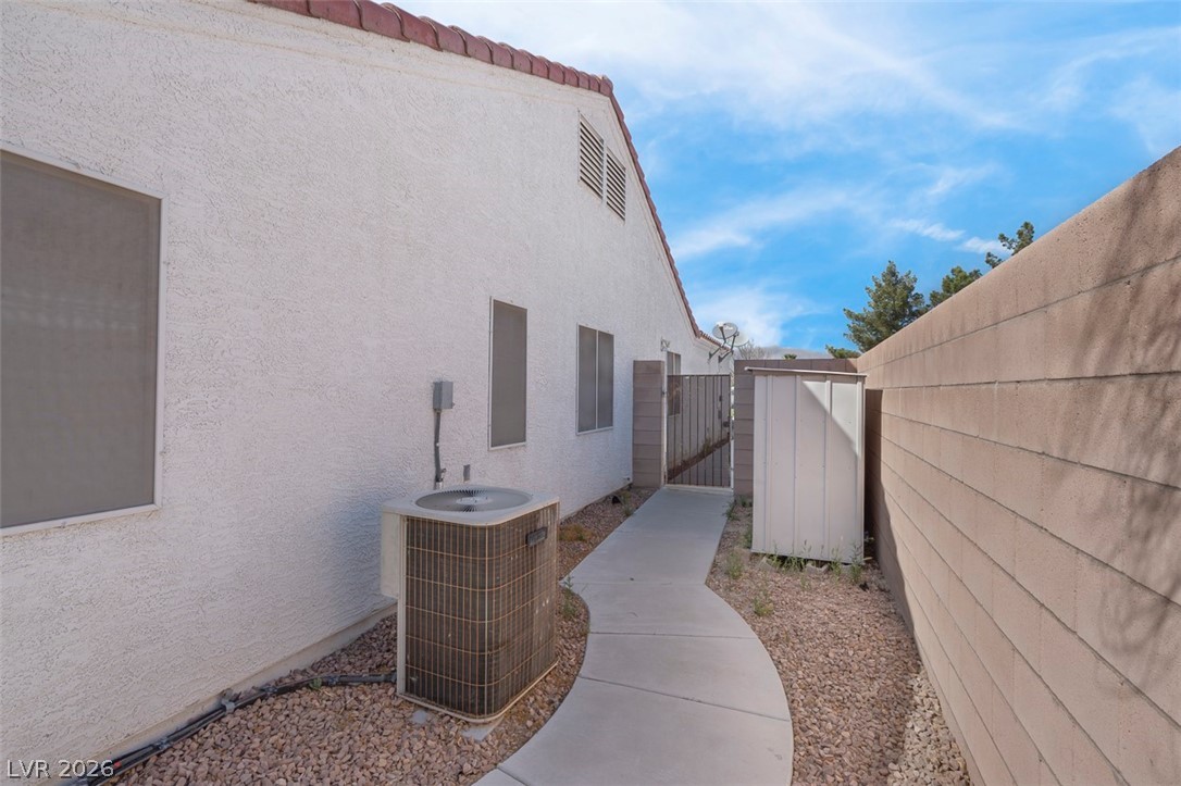 2007 Mountain Sunset Avenue North Las Vegas, NV 89031 - Photo 47 of 48