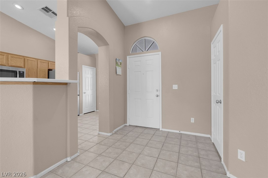 2007 Mountain Sunset Avenue North Las Vegas, NV 89031 - Photo 5 of 48