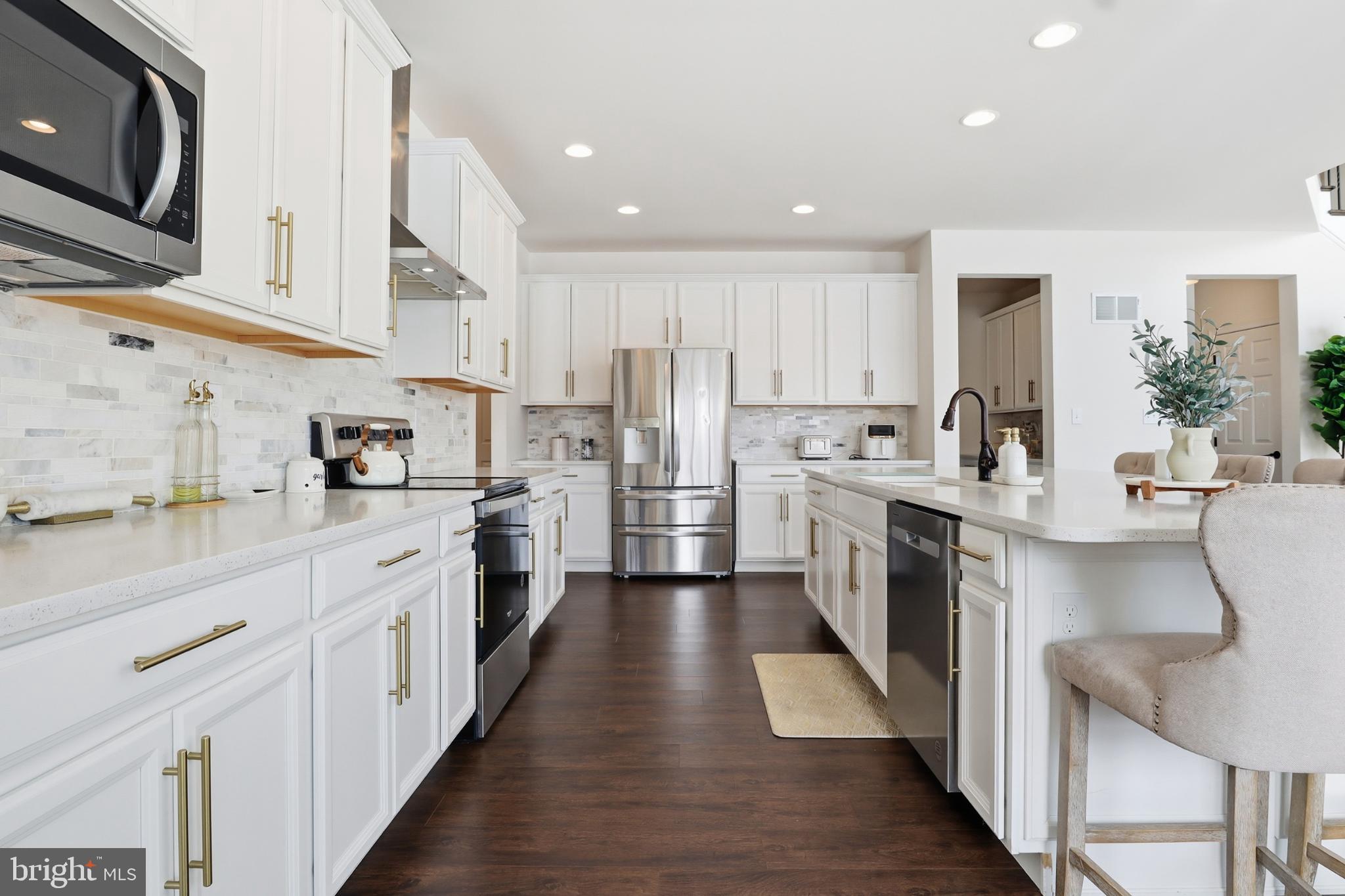 520 Darrow Road York, PA 17404 - Photo 15 of 35 Modern kitchen with sleek finishes and style.