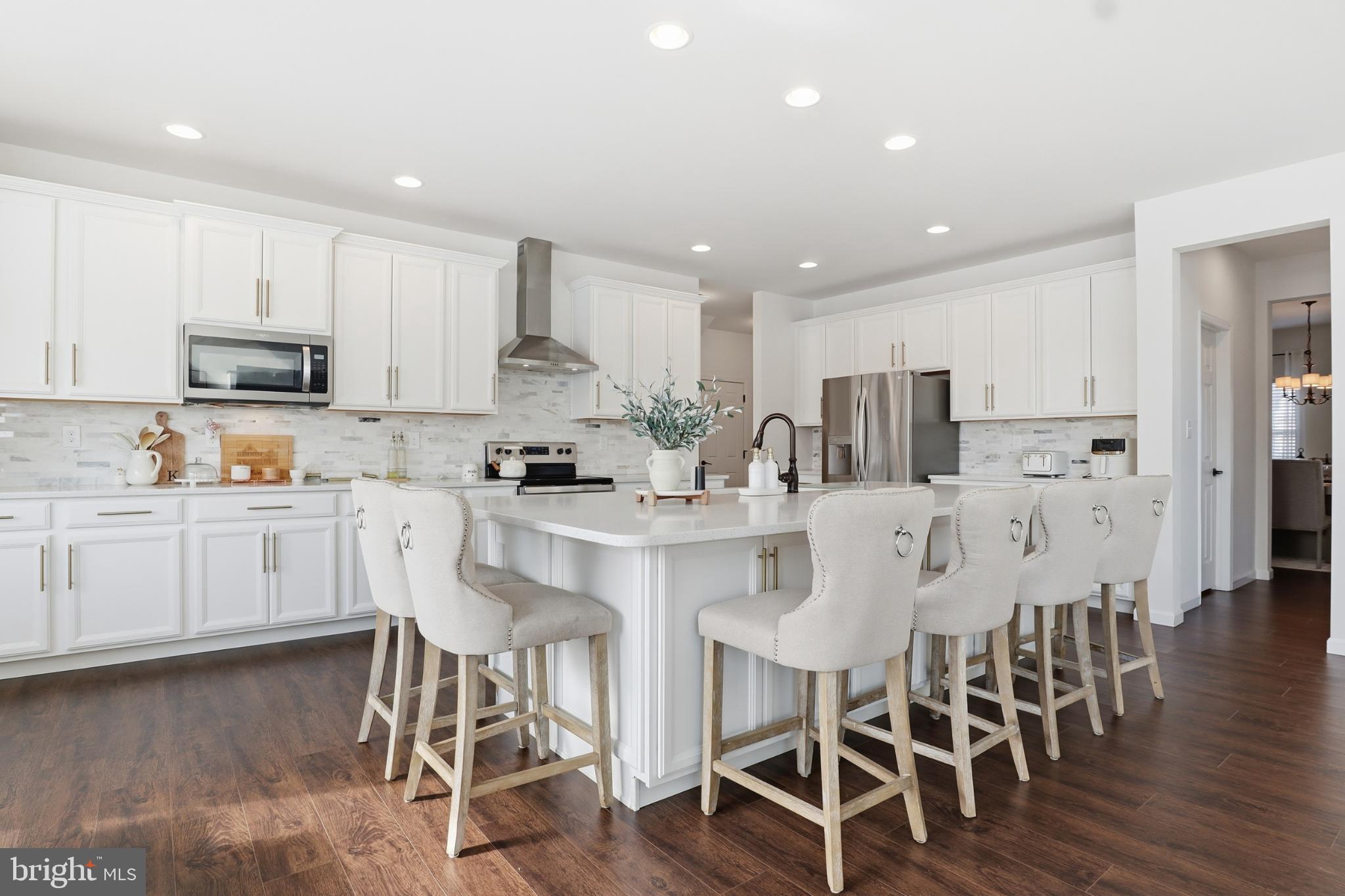 520 Darrow Road York, PA 17404 - Photo 17 of 35 Modern kitchen with elegant finishes.