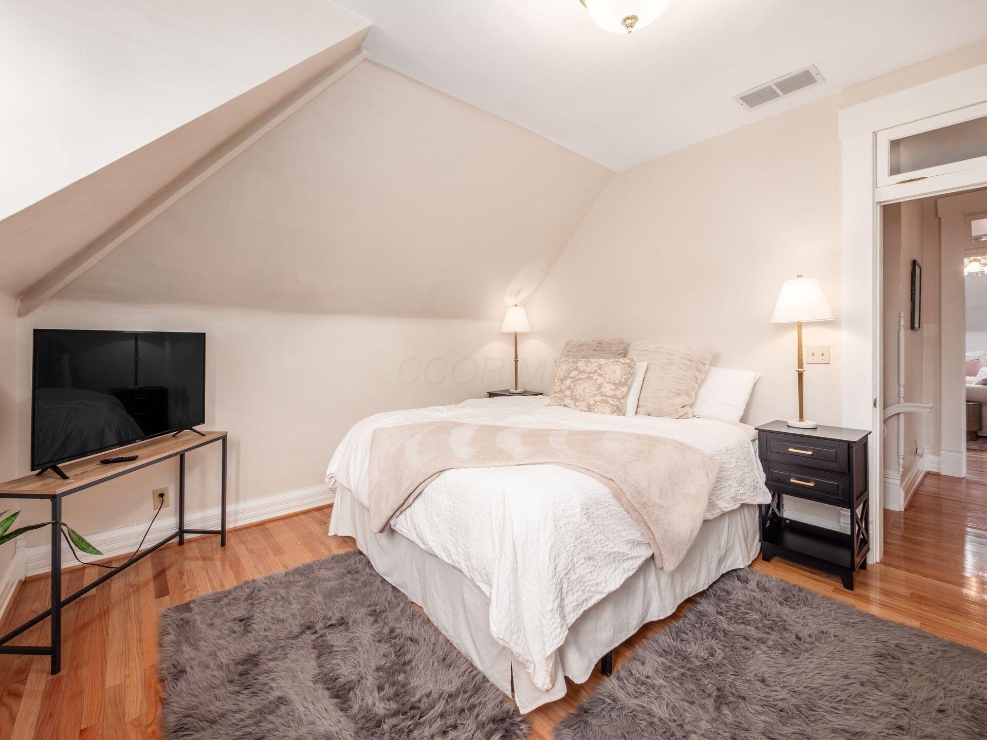 1237 Neil Avenue Columbus, OH 43201 - Photo 56 of 67