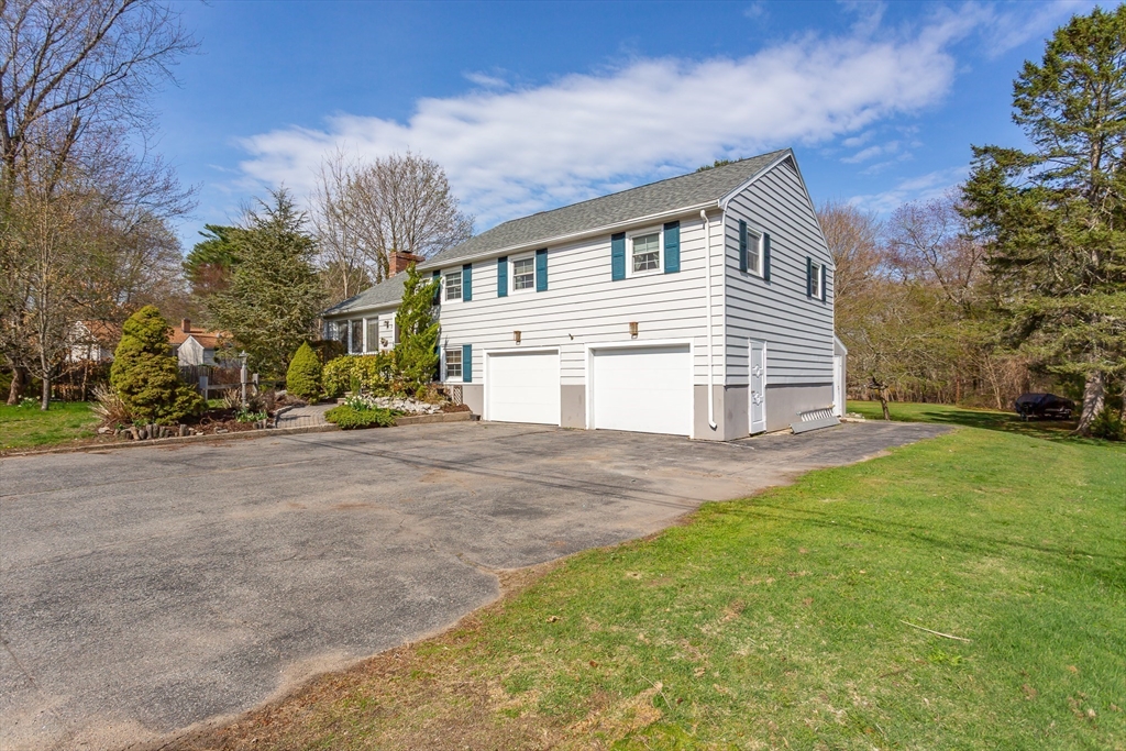 2 Meadowbrook Road Raynham, MA 02767 - Photo 27 of 28