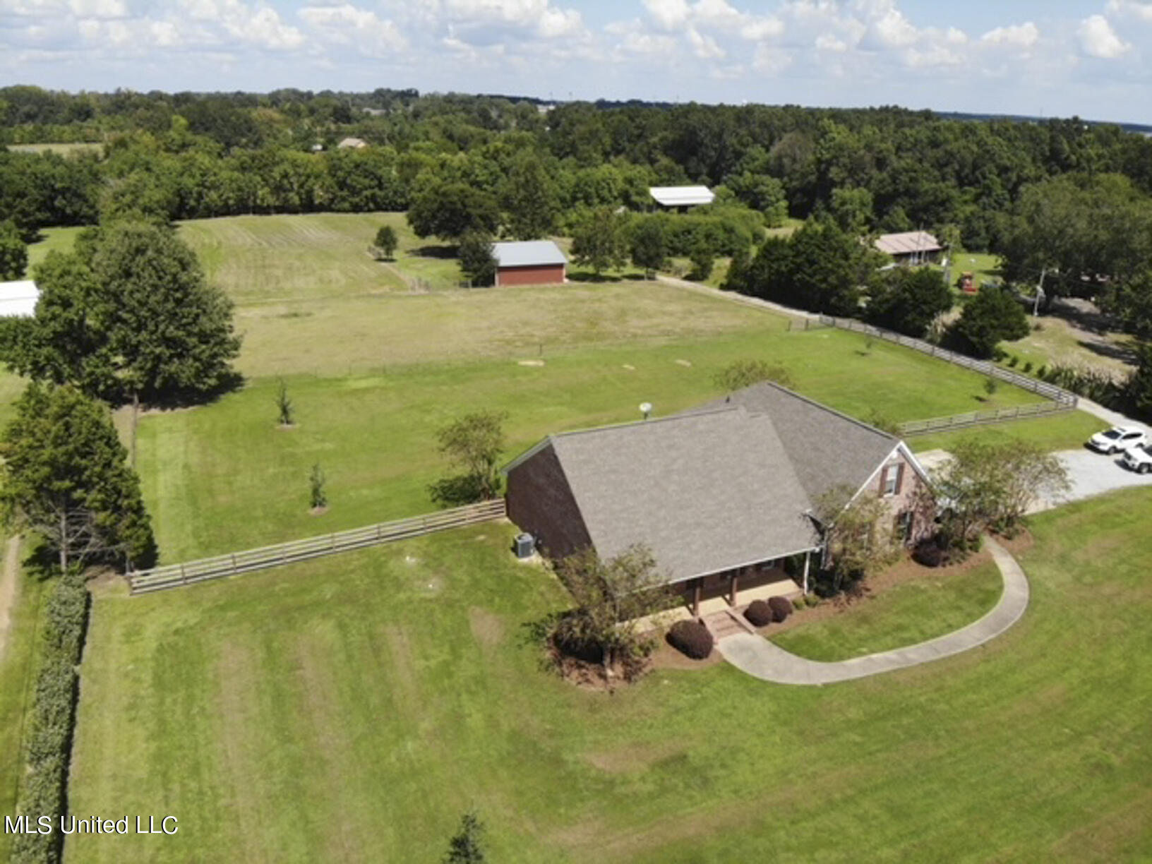128 Kehle Road Madison, MS 39110 - Photo 3 of 57 128 Kehle drone fin-3