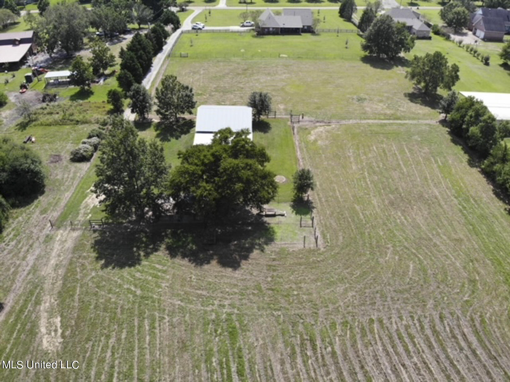 128 Kehle Road Madison, MS 39110 - Photo 5 of 57 128 Kehle drone fin-7