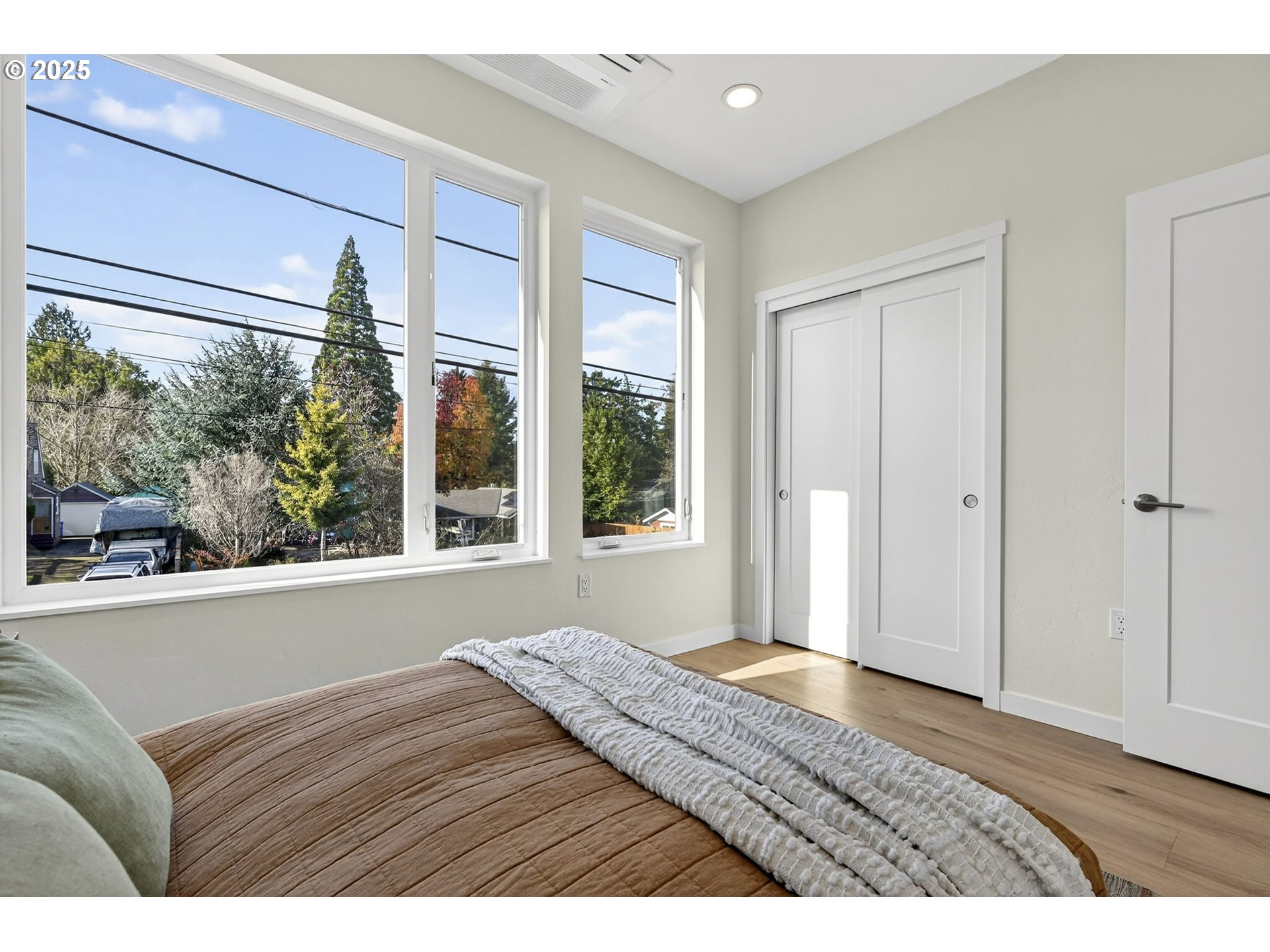 7208 Northeast Going Street Portland, OR 97218 - Photo 32 of 35 a living room with a large window