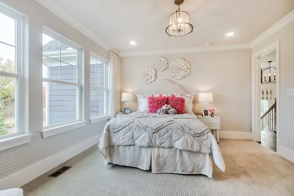 $1,451,620 | 170 39th Street, Downers Grove, IL 60515