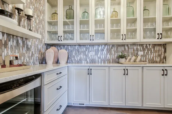 $1,451,620 | 170 39th Street, Downers Grove, IL 60515