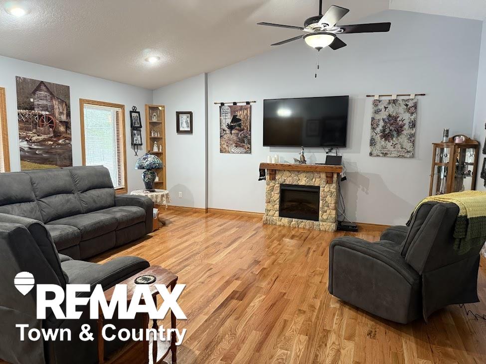 9317 North Nichols Road Montrose, MI 48457 - Photo 10 of 52 50164472-99f0156d-7eb9-4459-ac0a-98d60136663b.JPG