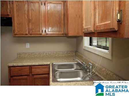 2506 Simpson Street Anniston, AL 36201 - Photo 9 of 25