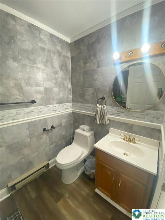 2268 Grove Road Allentown, PA 18109 - Photo 14 of 27 a bathroom with a sink toilet and shower