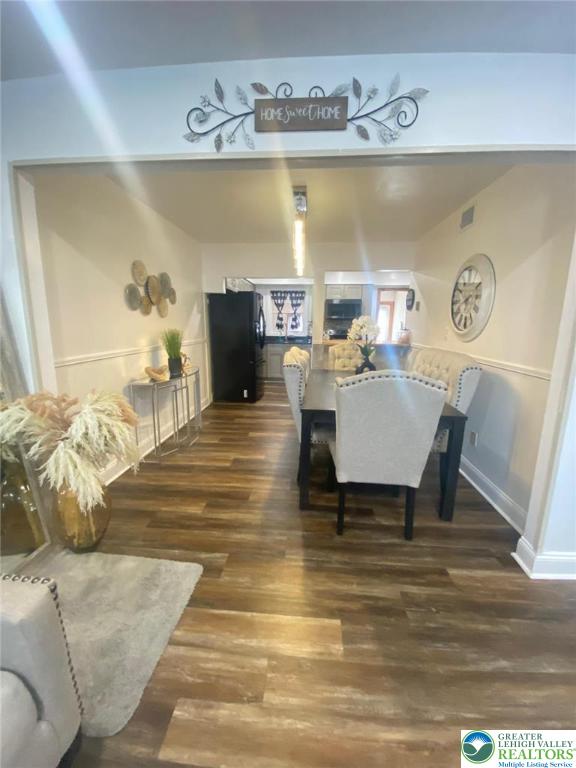 2268 Grove Road Allentown, PA 18109 - Photo 8 of 27 a living room with furniture and a table