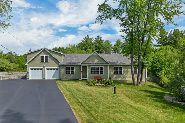 $675,000 | 16 Palm Lane, Alton, NH 03809
