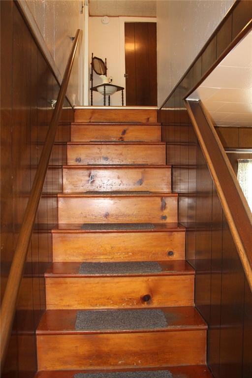 640 Cherry Road Chicora, PA 16025 - Photo 20 of 24 a view of entryway