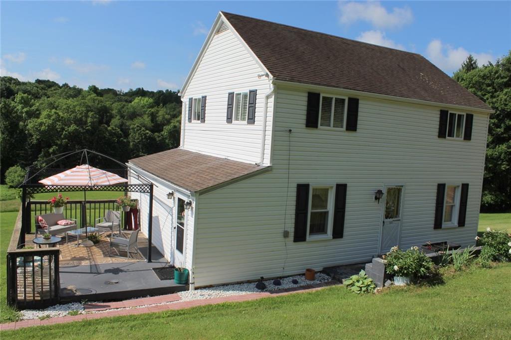 640 Cherry Road Chicora, PA 16025 - Photo 23 of 24 a front view of a house with garden