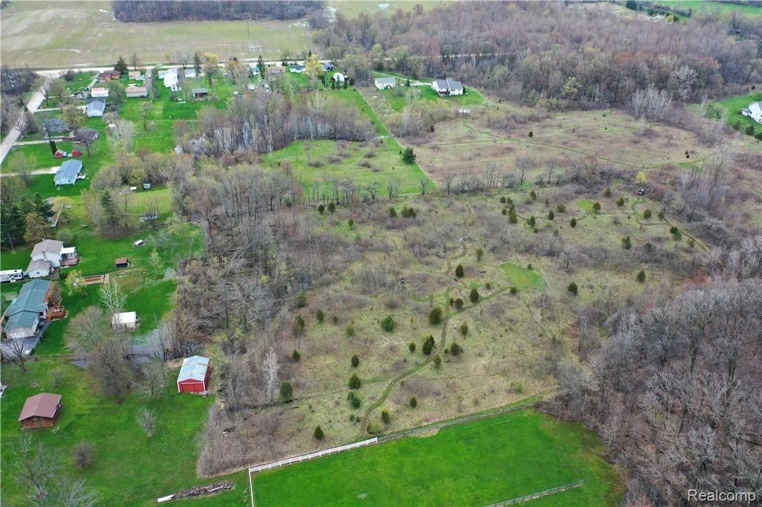 11119 Main Fenton, MI 48430 - Photo 29 of 30 Aerial-View-Xll.jpg