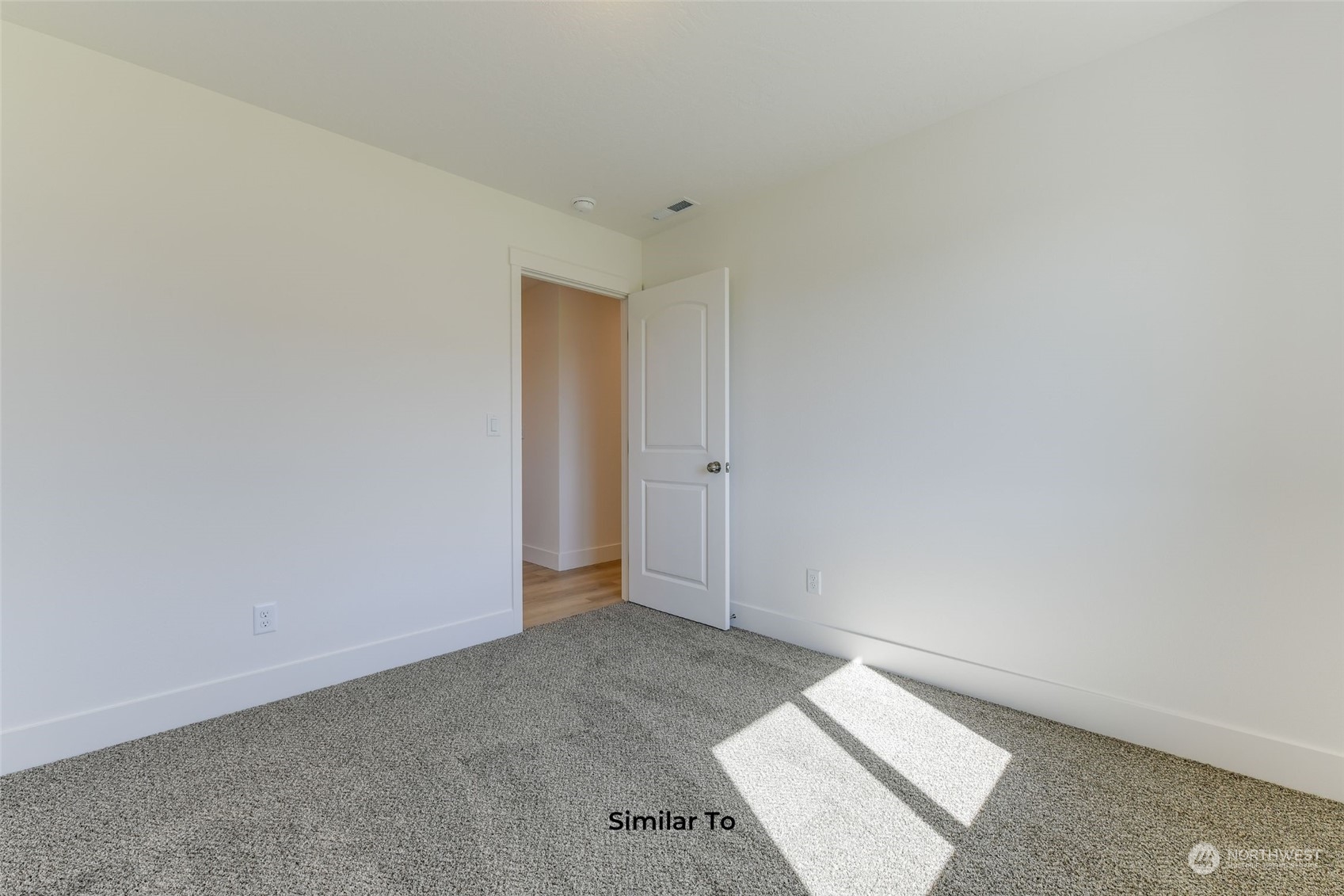 209 North Sandy Loop Moses Lake, WA 98837 - Photo 12 of 19 a view of room