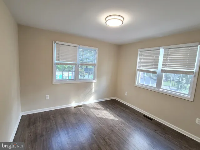 $4,200 | 7122 Oak Ridge Road, Falls Church, VA 22042