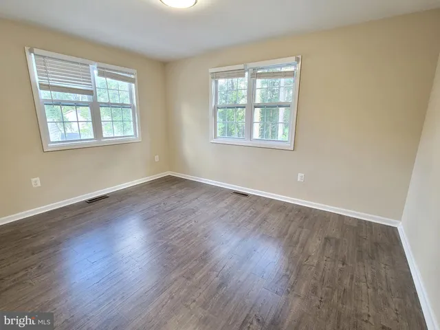 $4,200 | 7122 Oak Ridge Road, Falls Church, VA 22042