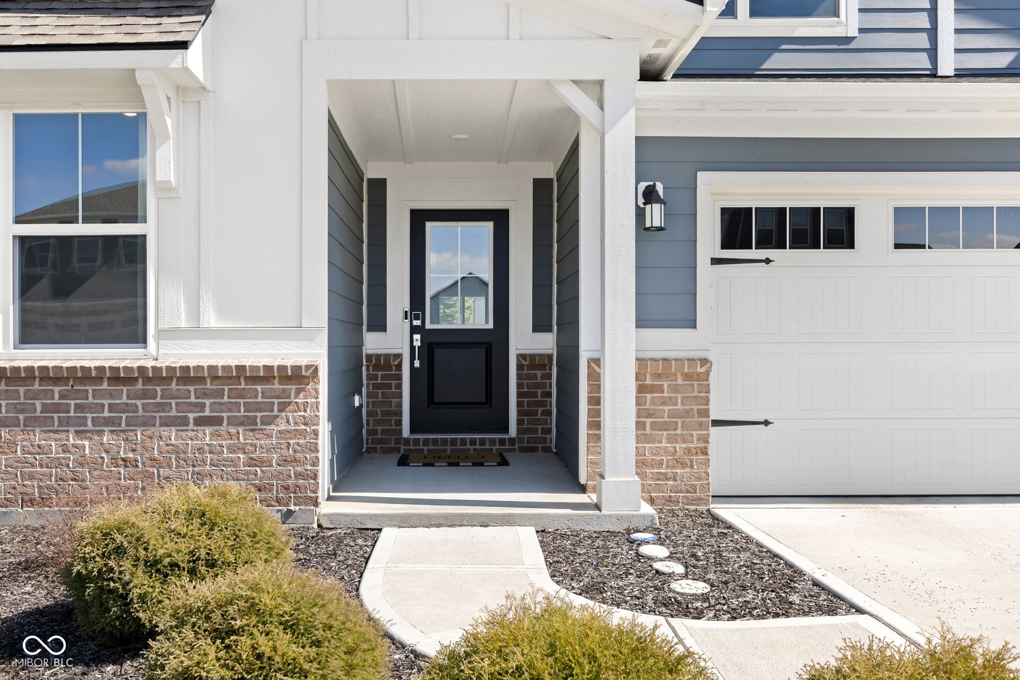 1355 Inverness Drive Avon, IN 46123 - Photo 3 of 50