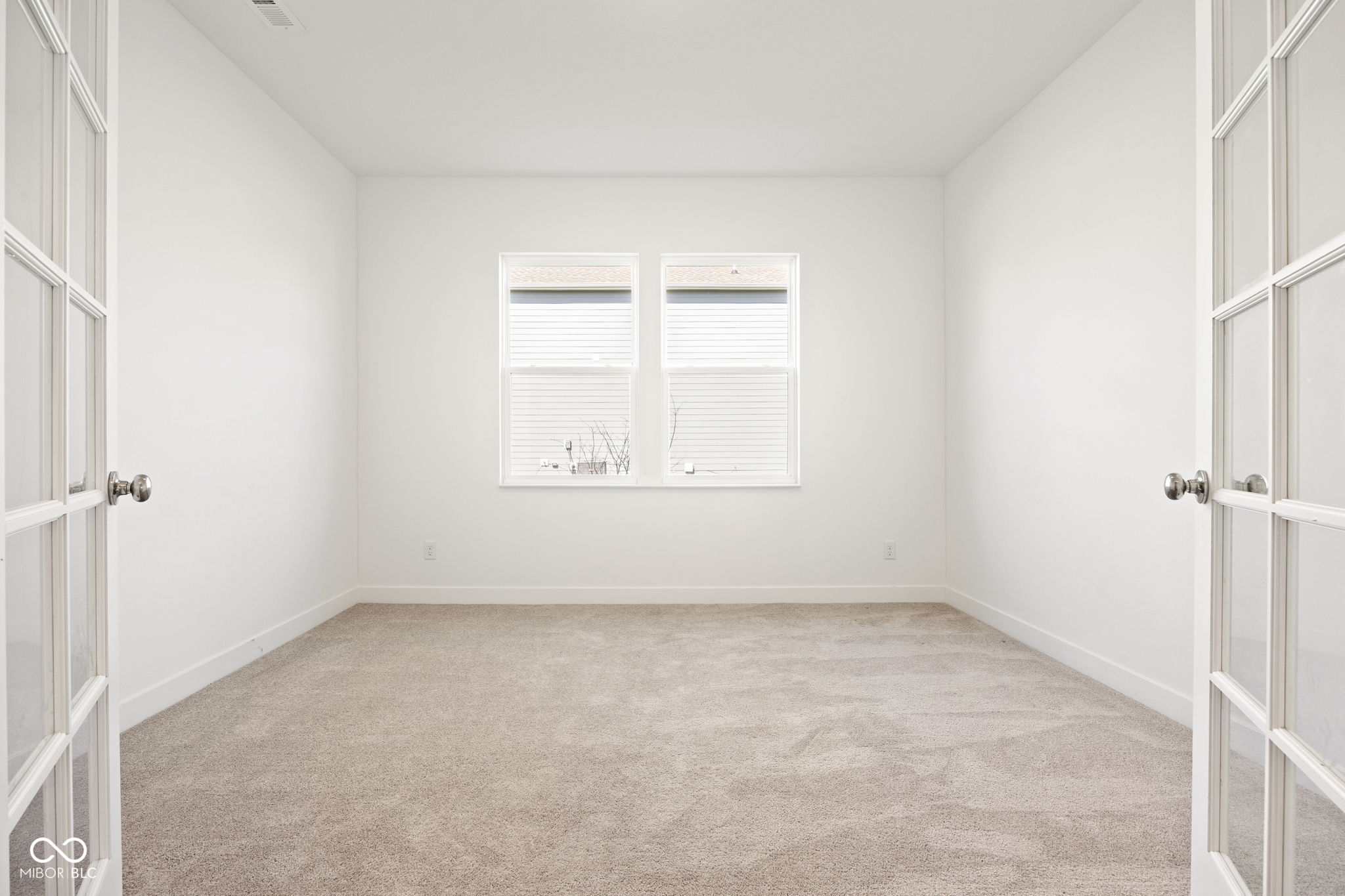 1355 Inverness Drive Avon, IN 46123 - Photo 8 of 50