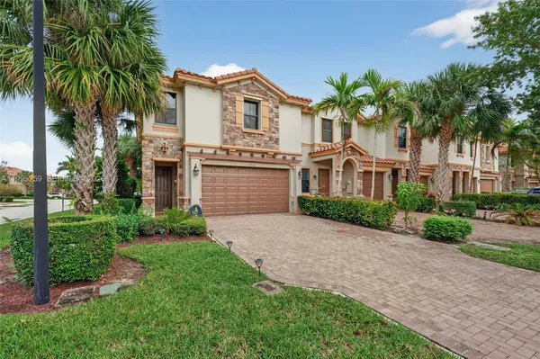 $3,800 | 6978 Broadland Way, Unit 6978, Pompano Beach, FL 33073