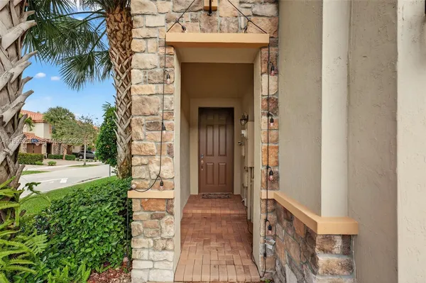 $3,800 | 6978 Broadland Way, Unit 6978, Pompano Beach, FL 33073