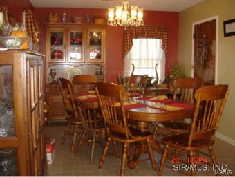 84 Box Kane, IL 62054 - Photo 4 of 21 Gallery Image 4