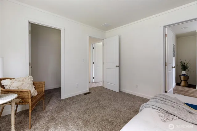 $417,000 | 7895 San Juan Avenue, Clinton, WA 98236