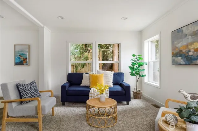 $417,000 | 7895 San Juan Avenue, Clinton, WA 98236