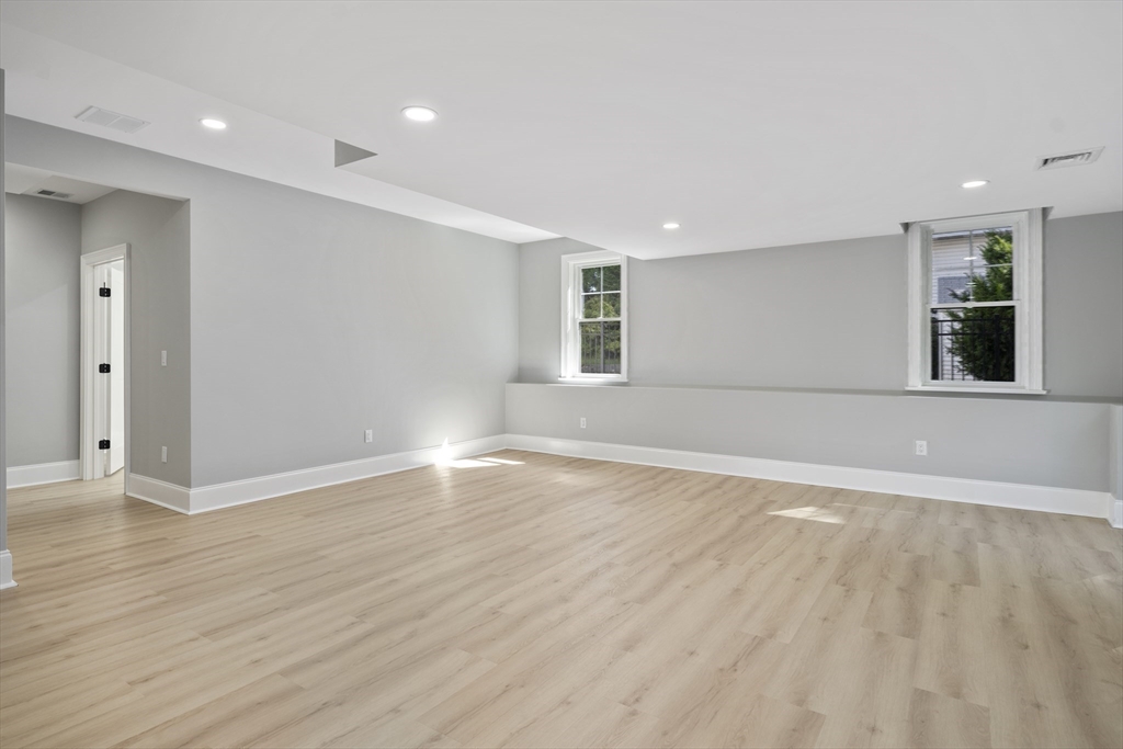 44 Harwood Road Natick, MA 01760 - Photo 19 of 24