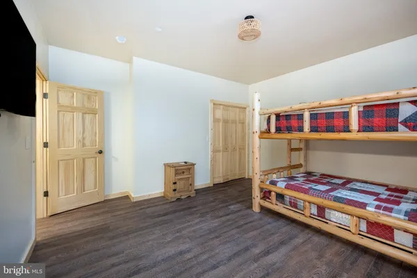 $999,500 | 44 Ridgeline Trail, McHenry, MD 21541