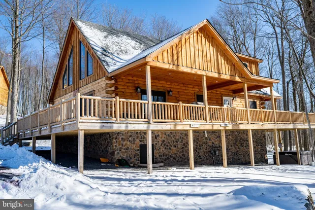 $999,500 | 44 Ridgeline Trail, McHenry, MD 21541