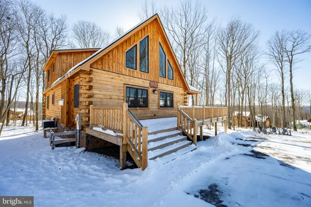 $999,500 | 44 Ridgeline Trail, McHenry, MD 21541