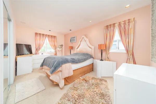 $1,388,000 | 145-67 5th Avenue | Whitestone