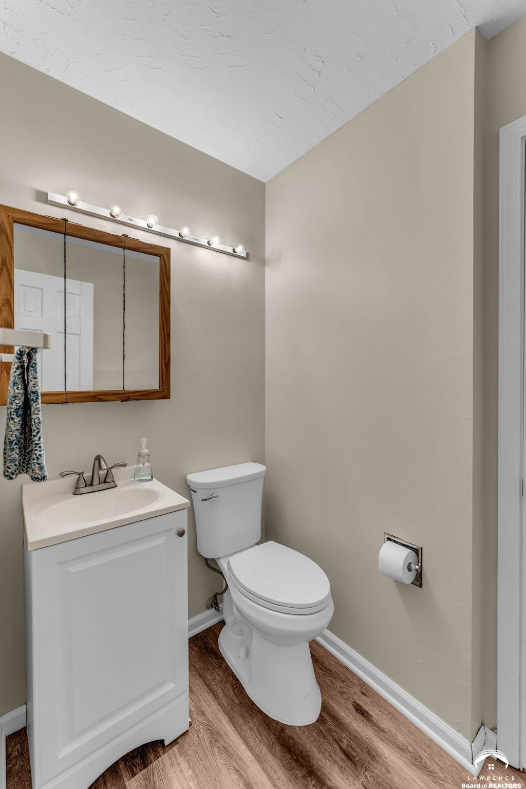 2122 Marvonne Road Lawrence, KS 66047 - Photo 34 of 45
