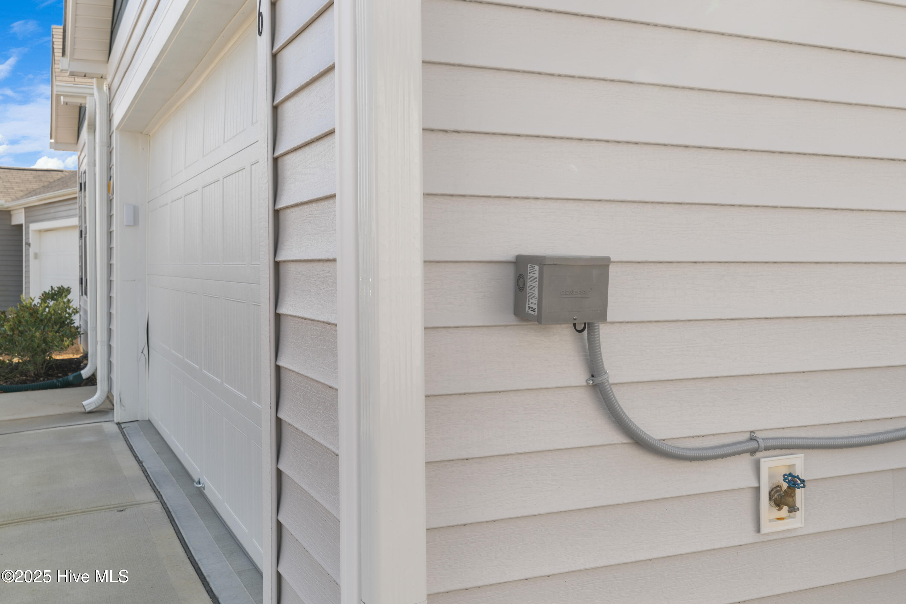 776 Buckeye Road Northeast Leland, NC 28451 - Photo 10 of 42 Professionally Wired for Whole House Back-up Generator