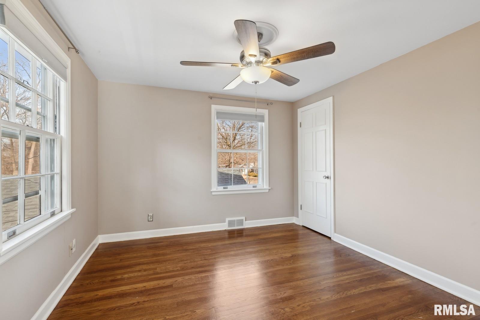 2204 Fairhaven Road Davenport, IA 52803 - Photo 18 of 27 Gallery Image 18